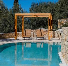 3 bedroom villa with pool & sea views, Makrades, sleeps 6